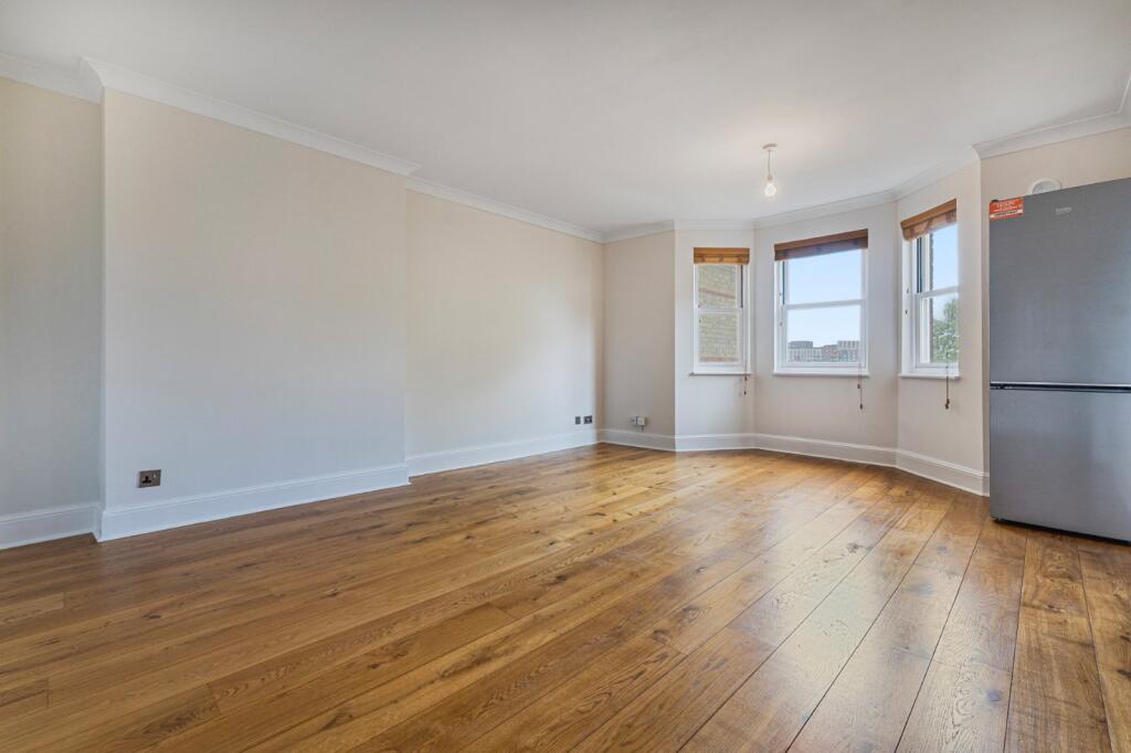 2 bed 1st Floor Flat for rent in Wandsworth. From Chestertons Estate Agents - Wandsworth Lettings
