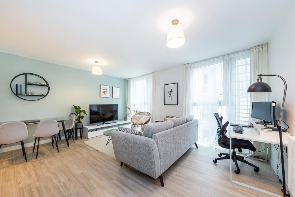 1 bed 1st Floor Flat for rent in Wandsworth. From Chestertons Estate Agents - Wandsworth Lettings