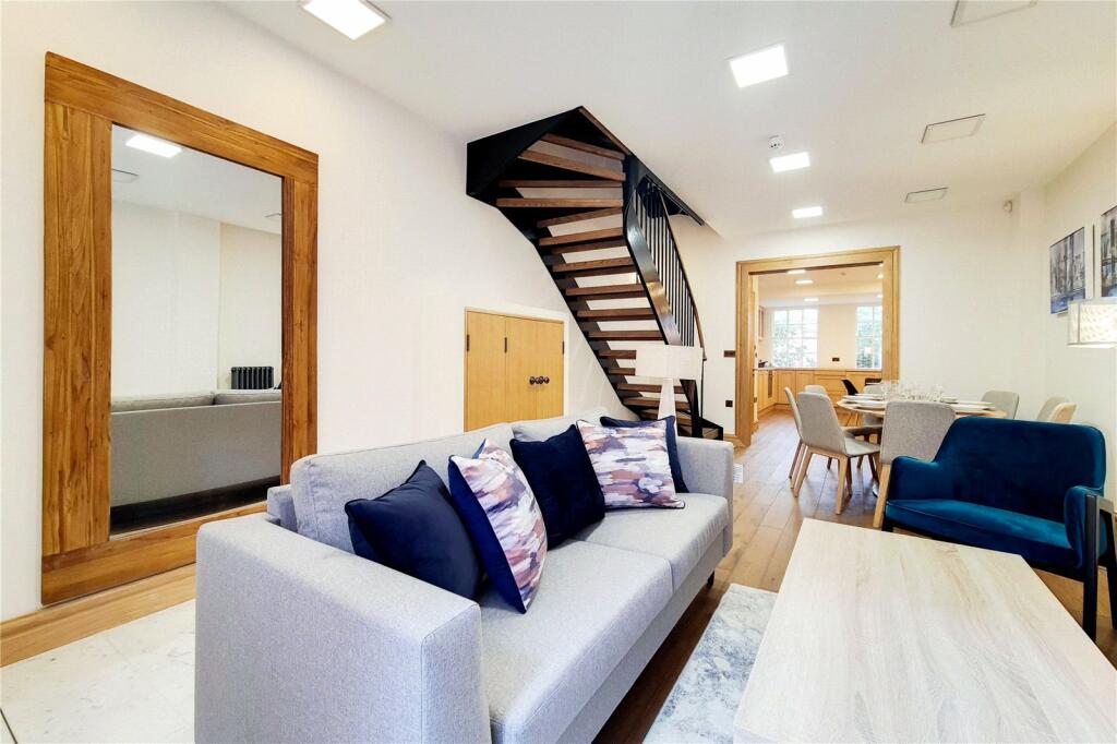 5 bed Detached House for rent in Westminster. From Chestertons Estate Agents - Westminster & Pimlico