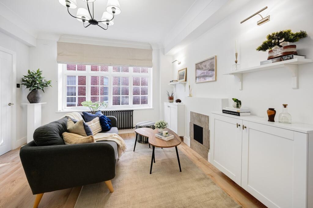 4 bed 1st Floor Flat for rent in Westminster. From Chestertons Estate Agents - Pimlico 4 bed 1st Floor Flat for rent in Westminster. From Chestertons Estate Agents - Pimlico