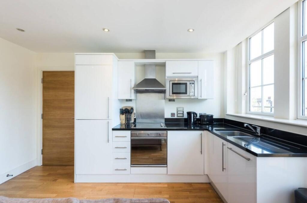 2 bed 1st Floor Flat for rent in Westminster. From Chestertons Estate Agents - Pimlico