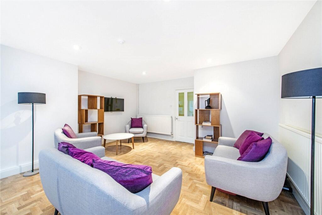 4 bed Not Specified for rent in Westminster. From Chestertons Estate Agents - Pimlico
