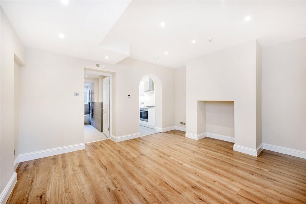 1 bed 1st Floor Flat for rent in Westminster. From Chestertons Estate Agents - Pimlico 1 bed 1st Floor Flat for rent in Westminster. From Chestertons Estate Agents - Pimlico