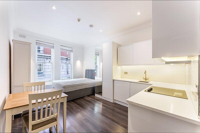 4 bed 1st Floor Flat for rent in Westminster. From Chestertons Estate Agents - Pimlico