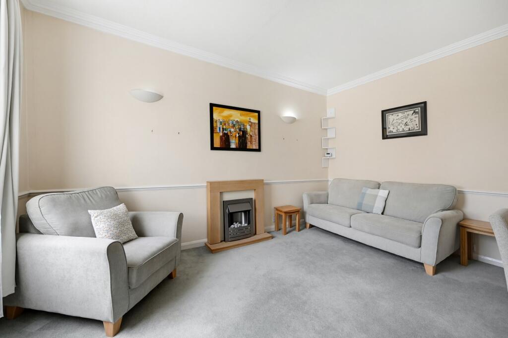 1 bed 1st Floor Flat for rent in Chelsea. From Chestertons Estate Agents - Pimlico