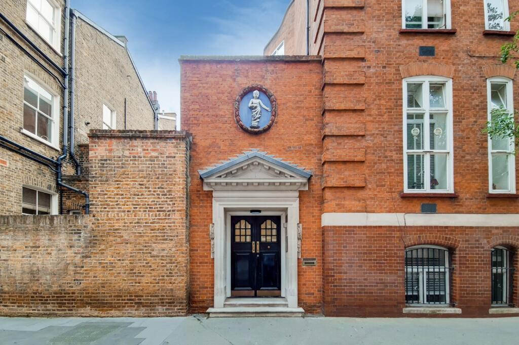 4 bed 1st Floor Flat for rent in Westminster. From Chestertons Estate Agents - Pimlico