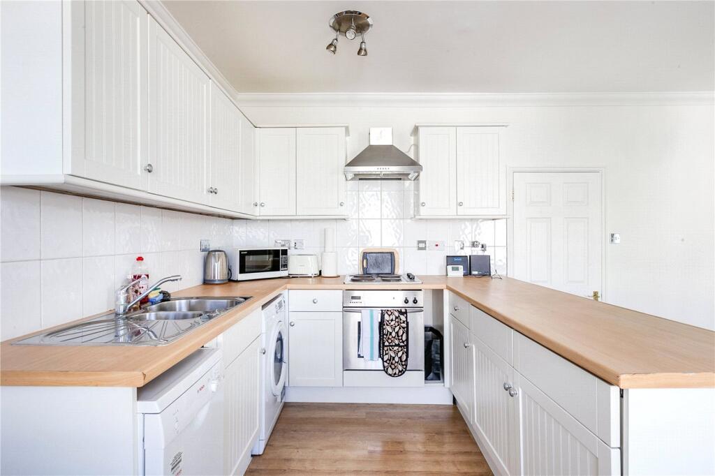 2 bed 1st Floor Flat for rent in Westminster. From Chestertons Estate Agents - Pimlico