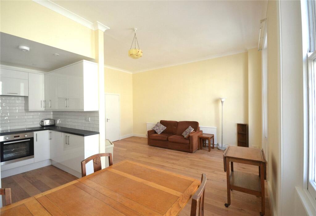 2 bed 1st Floor Flat for rent in Westminster. From Chestertons Estate Agents - Pimlico 2 bed 1st Floor Flat for rent in Westminster. From Chestertons Estate Agents - Pimlico