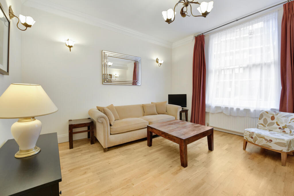 1 bed Mid Terraced House for rent in Westminster. From Chestertons Estate Agents - Pimlico