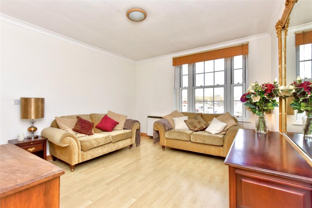 2 bed 1st Floor Flat for rent in Chelsea. From Chestertons Estate Agents - Pimlico