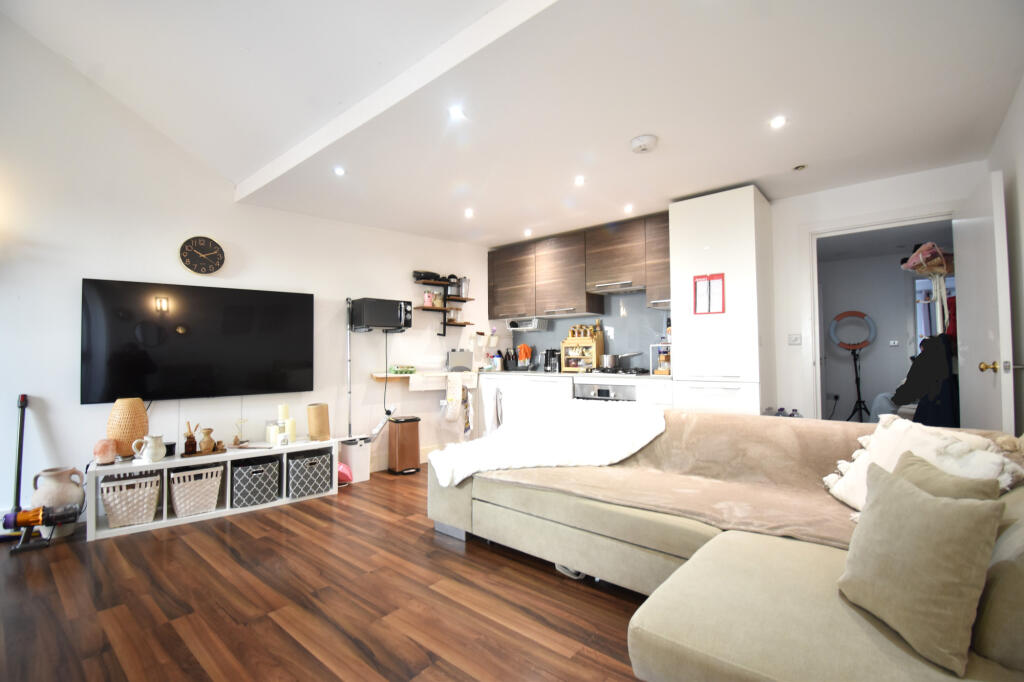 1 bed Apartment for rent in London. From Chris Anthony Estates - London