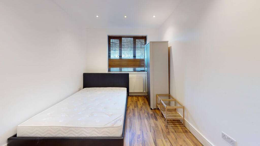 2 bed Apartment for rent in London. From Chris Anthony Estates - London 2 bed Apartment for rent in London. From Chris Anthony Estates - London