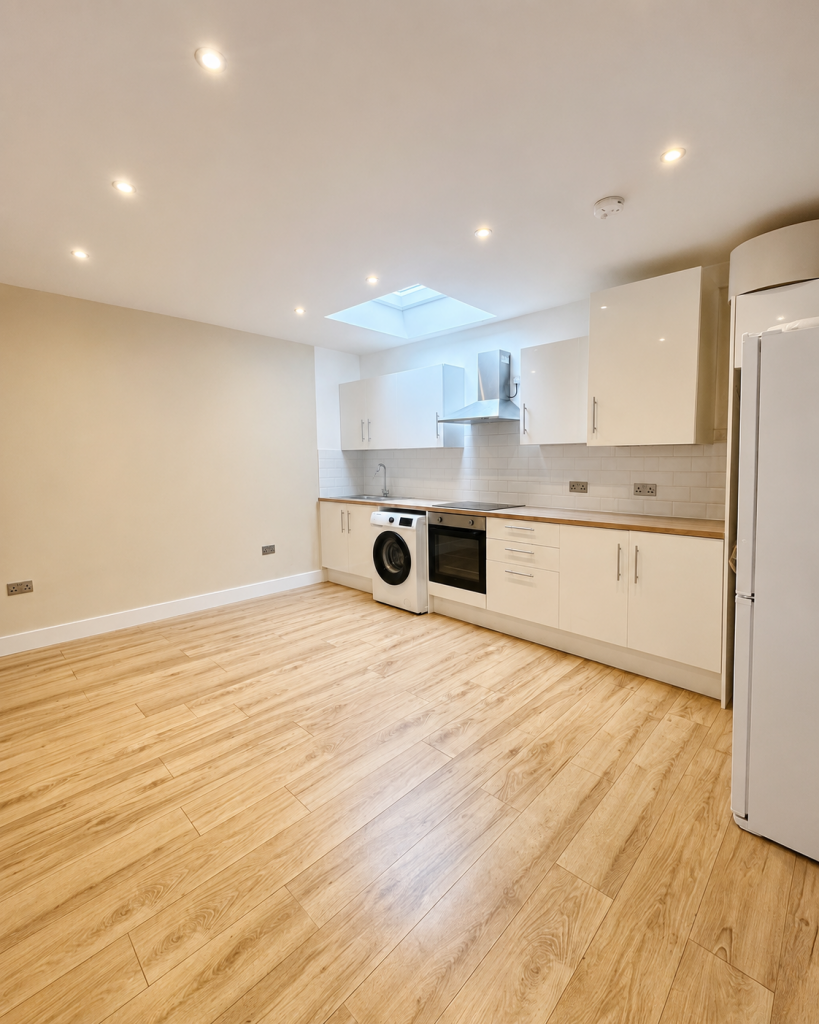 3 bed 1st Floor Flat for rent in London. From Chris Anthony Estates - London 3 bed 1st Floor Flat for rent in London. From Chris Anthony Estates - London
