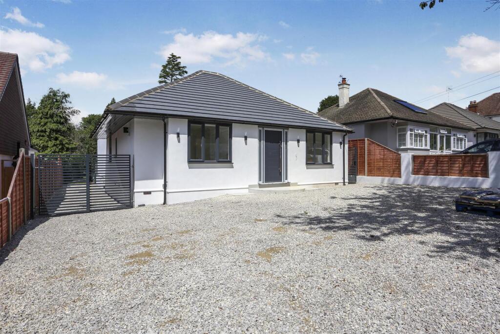 4 bed Detached bungalow for rent in Great Burgh. From Christies - Cheam Sales