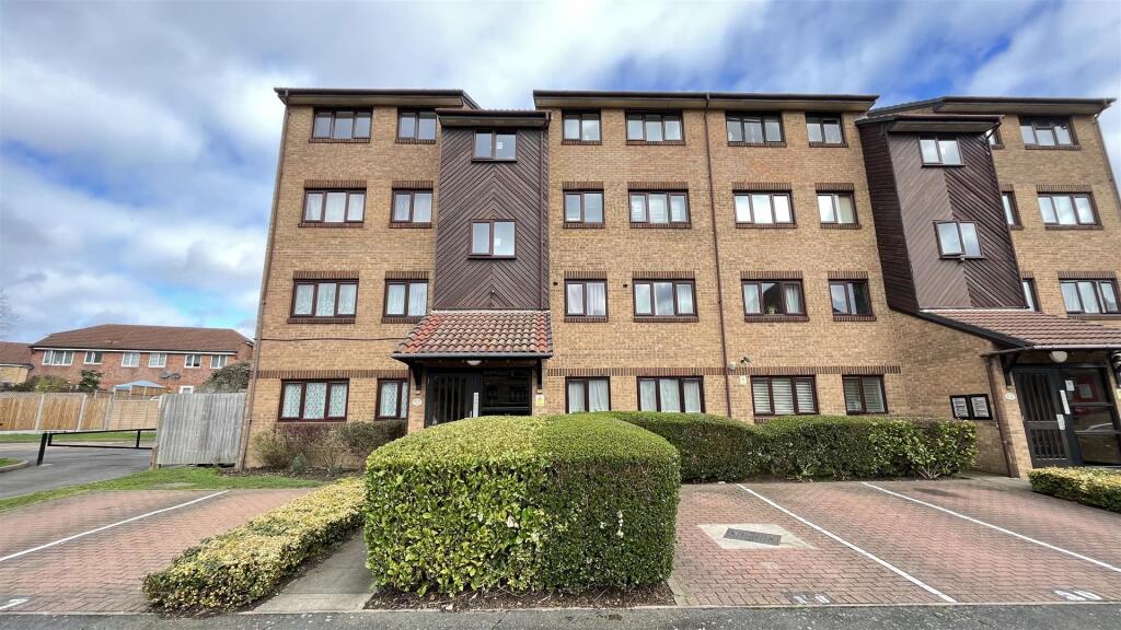 2 bed Apartment for rent in Croydon. From Christies - Cheam Sales