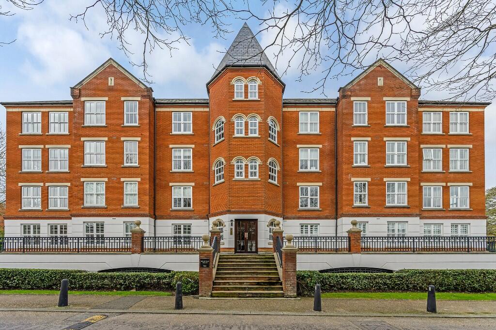 2 bed Apartment for rent in Woodford. From Churchill Estates - South Woodford 2 bed Apartment for rent in Woodford. From Churchill Estates - South Woodford