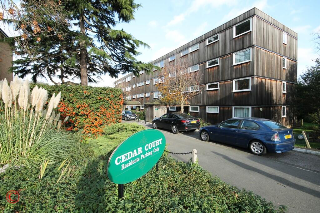 2 bed 1st Floor Flat for rent in Woodford. From Churchill Estates - South Woodford