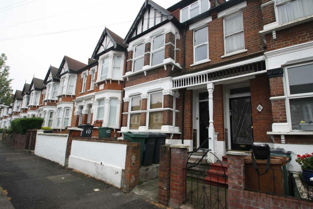 0 bed Room for rent in Walthamstow. From Churchill Estates - Walthamstow
