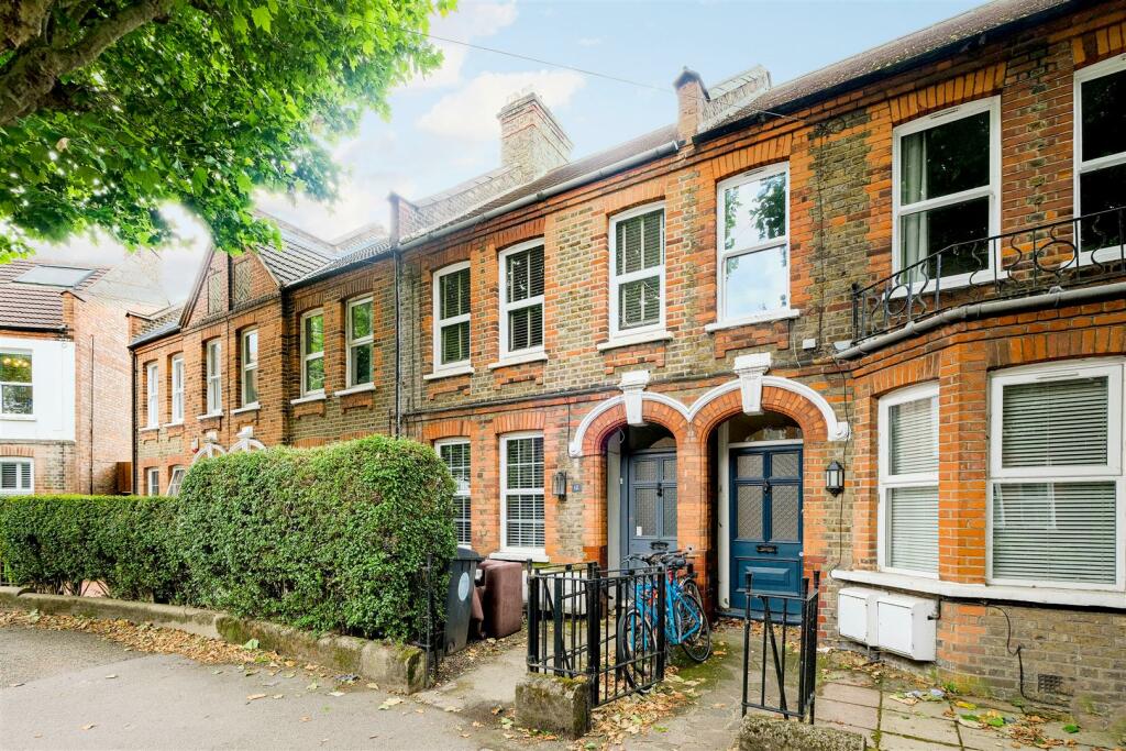 1 bed 1st Floor Flat for rent in Walthamstow. From Churchill Estates - Walthamstow 1 bed 1st Floor Flat for rent in Walthamstow. From Churchill Estates - Walthamstow