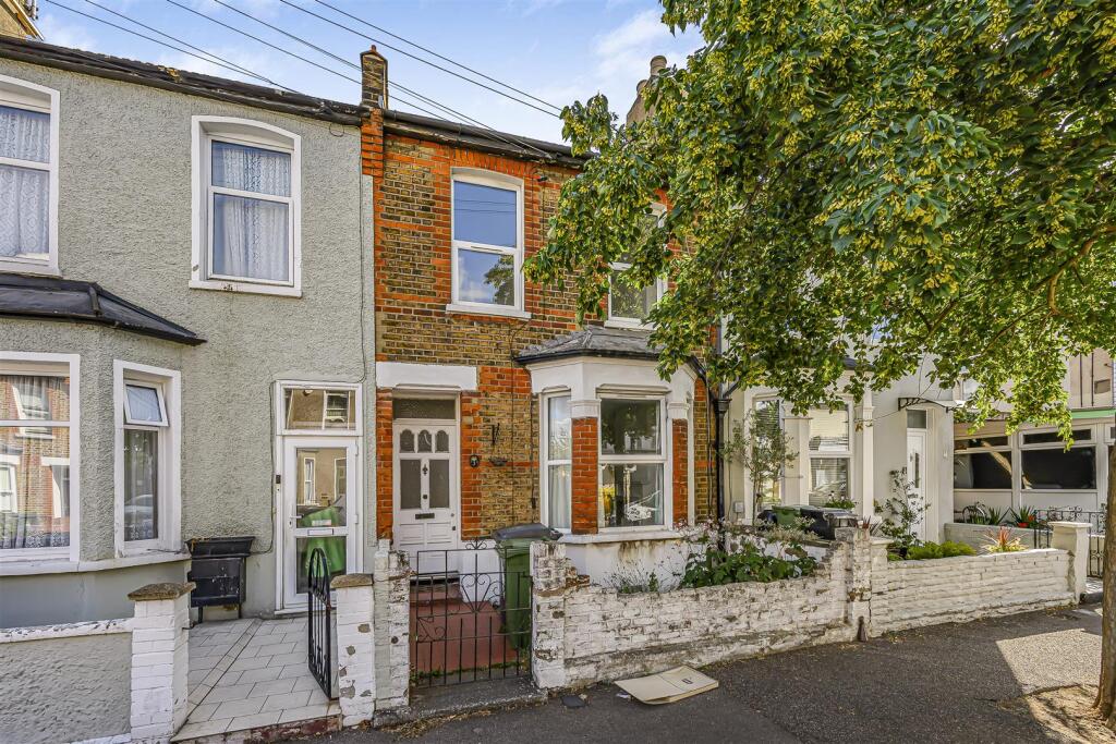 2 bed Mid Terraced House for rent in Walthamstow. From Churchill Estates - Walthamstow 2 bed Mid Terraced House for rent in Walthamstow. From Churchill Estates - Walthamstow