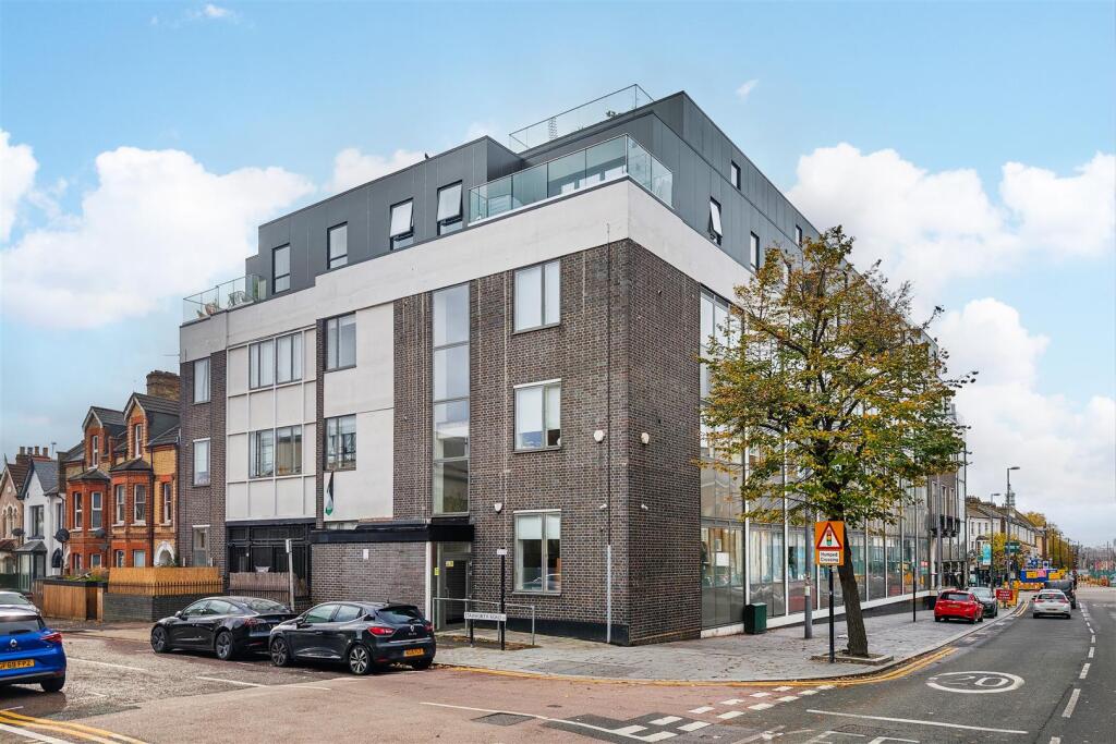 1 bed 1st Floor Flat for rent in Walthamstow. From Churchill Estates - Walthamstow 1 bed 1st Floor Flat for rent in Walthamstow. From Churchill Estates - Walthamstow