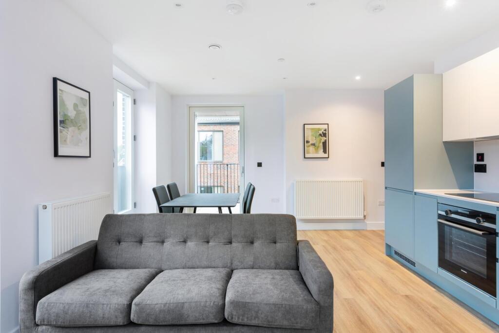 1 bed 1st Floor Flat for rent in Camberwell. From Circa London - Southwark