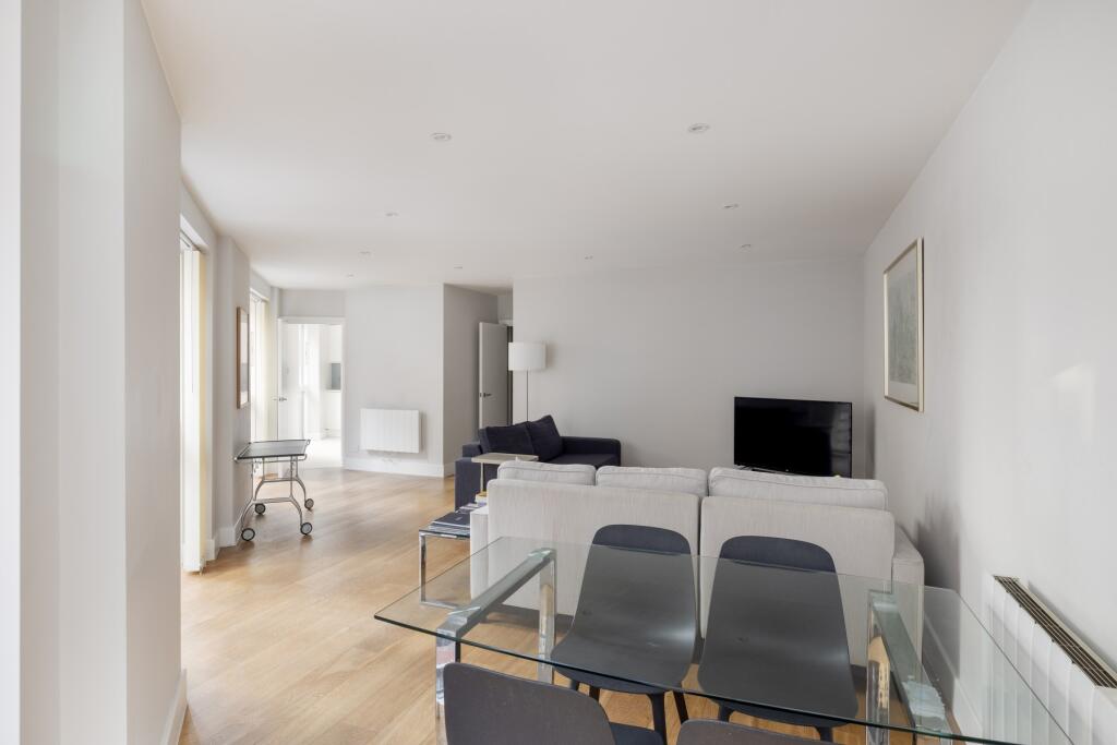 2 bed Apartment for rent in London. From Circa London - Southwark
