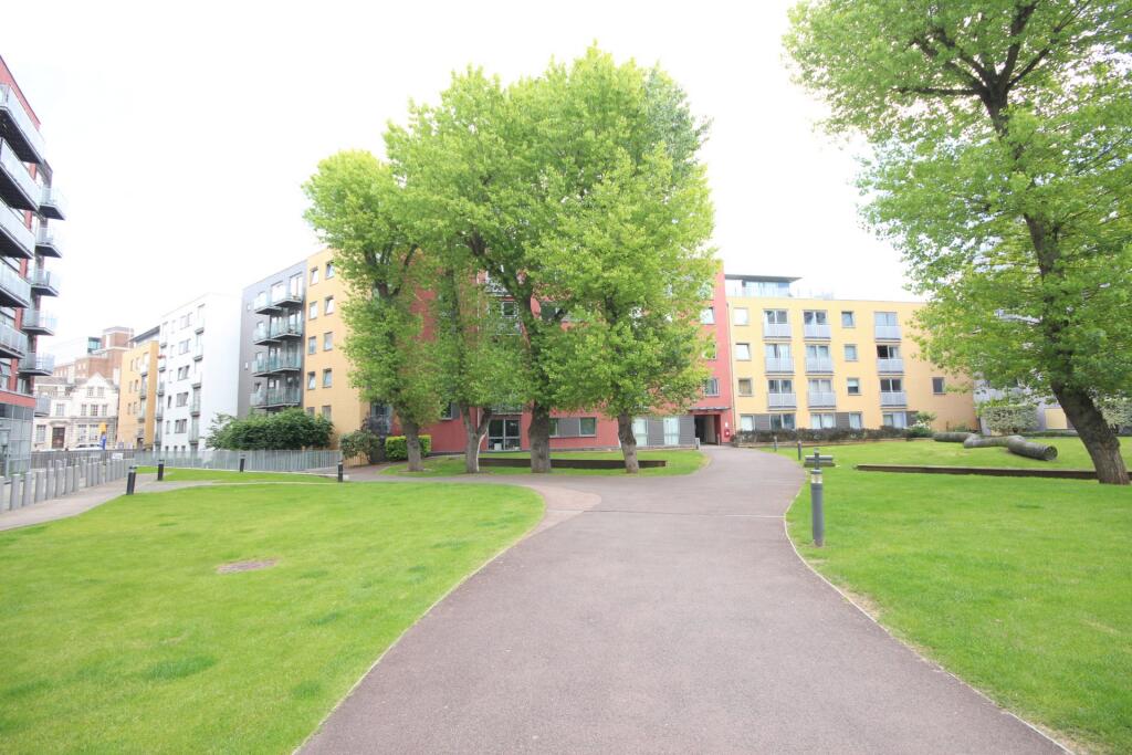 4 bed Studio for rent in Lewisham. From Cityrez - London 4 bed Studio for rent in Lewisham. From Cityrez - London