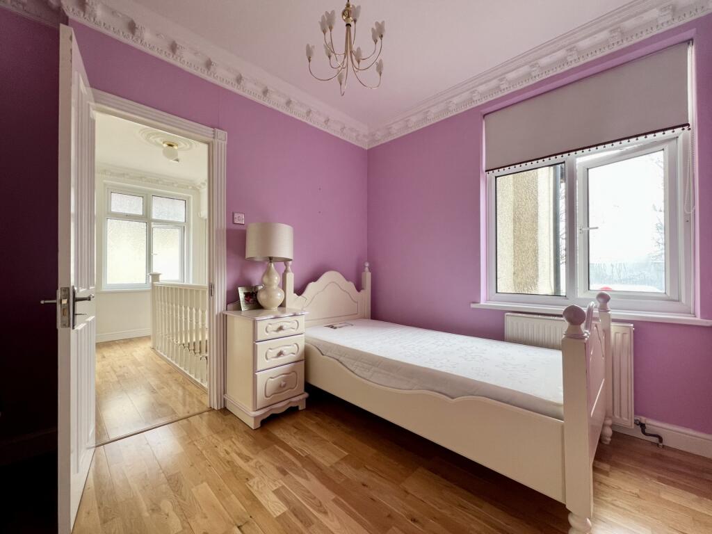 0 bed Room for rent in Eltham. From CKB Estate Agents - Eltham