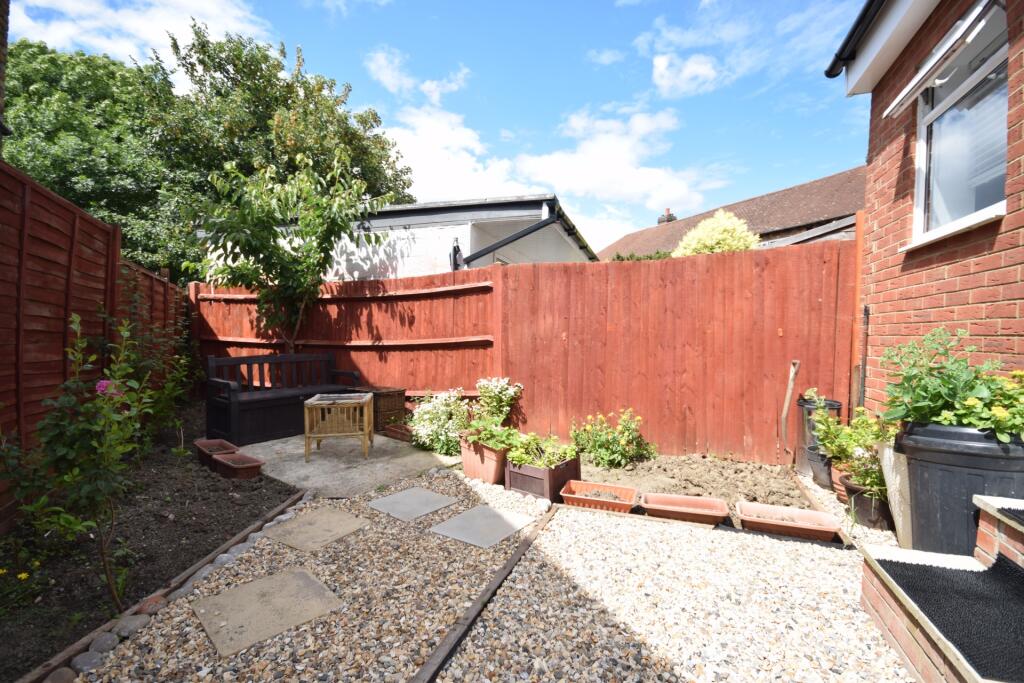 0 bed House Share for rent in Eltham. From CKB Estate Agents - Eltham