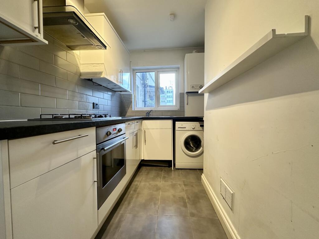 1 bed 1st Floor Flat for rent in Deptford. From CKB Estate Agents - Eltham