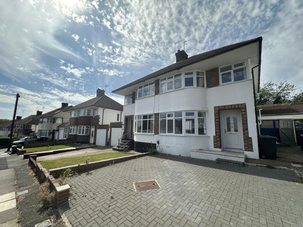 3 bed Detached for rent in Green Street Green. From CKB Estate Agents - Eltham