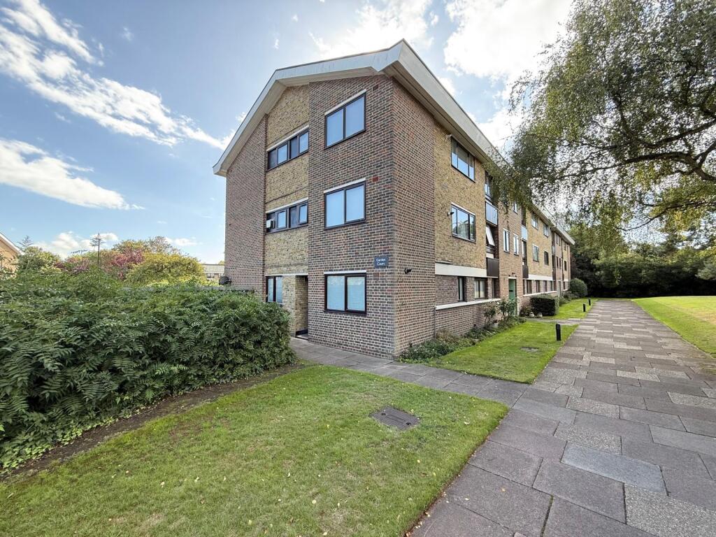 1 bed 1st Floor Flat for rent in Eltham. From CKB Estate Agents - Eltham