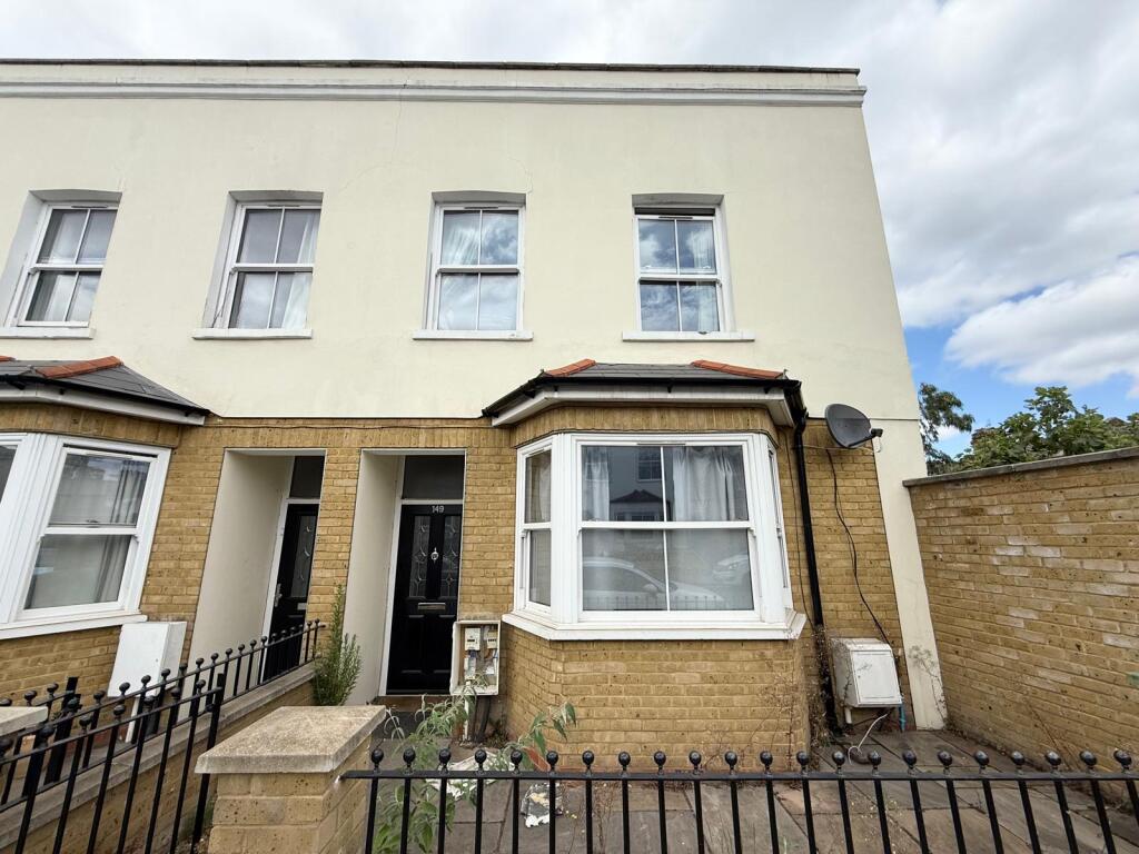 5 bed Detached for rent in Deptford. From CKB Estate Agents - Eltham 5 bed Detached for rent in Deptford. From CKB Estate Agents - Eltham