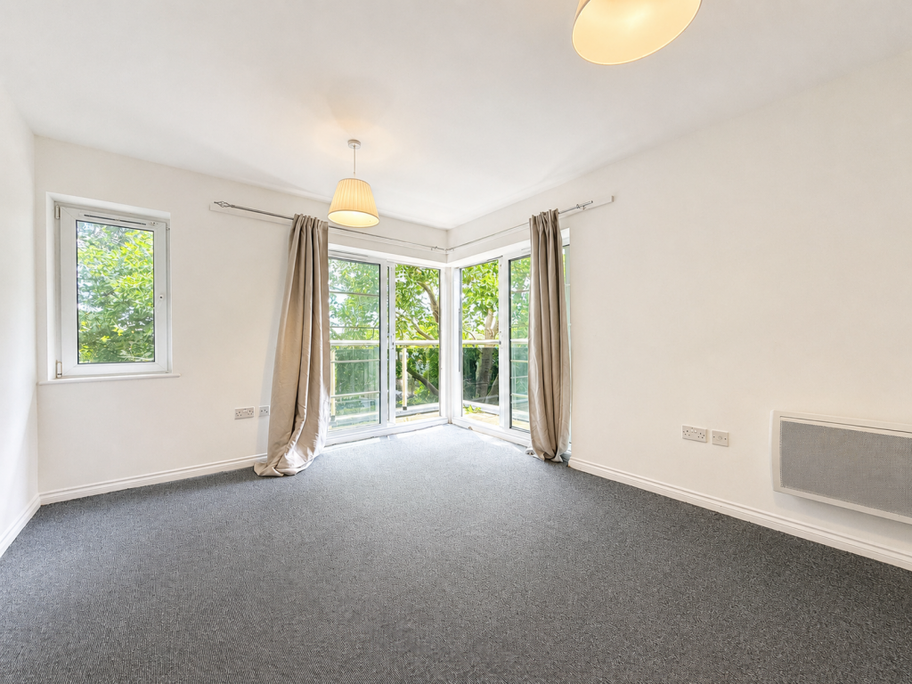 2 bed 1st Floor Flat for rent in Hawley. From CKB Estate Agents - Eltham