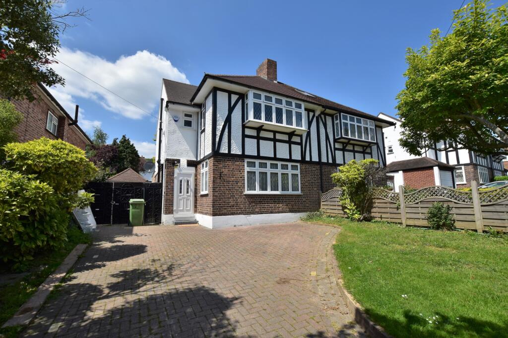 4 bed Semi Detached for rent in Eltham. From CKB Estate Agents - Eltham