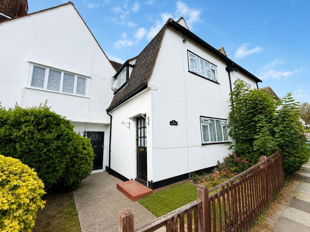 3 bed Mid Terraced House for rent in London. From CKB Estate Agents - Eltham 3 bed Mid Terraced House for rent in London. From CKB Estate Agents - Eltham