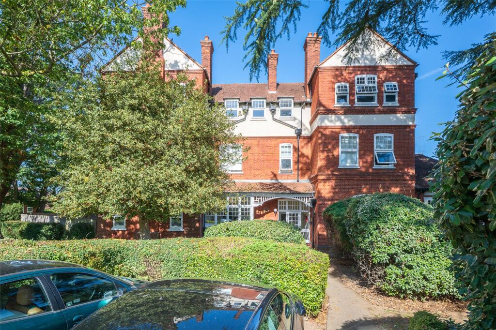 2 bed Apartment for rent in Sidcup. From CKB Estate Agents - Eltham