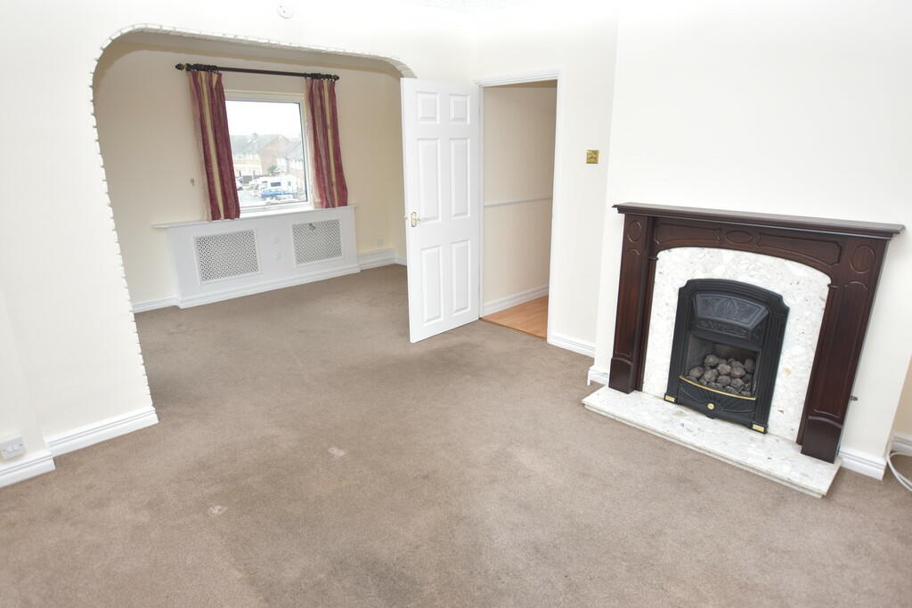 2 bed Apartment for rent in Aldenham. From Claytons Estate Agents - Garston