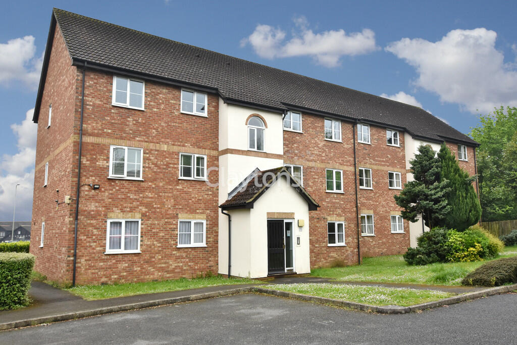 2 bed Flat for rent in Bedmond. From Claytons Estate Agents - Garston