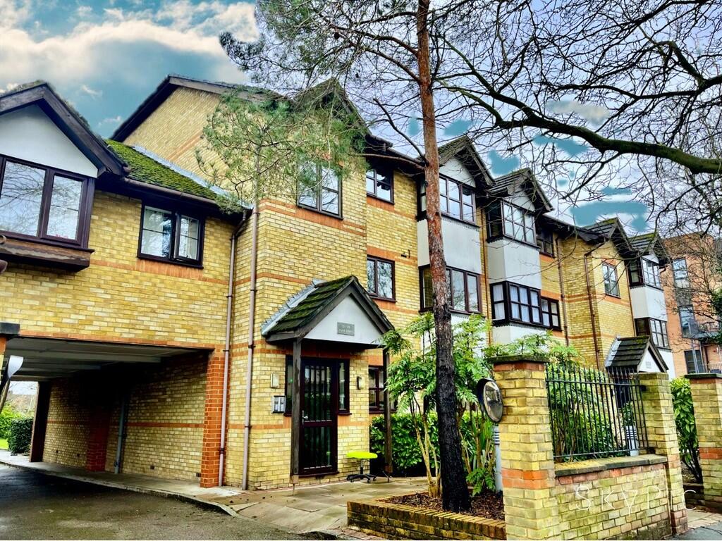 1 bed Apartment for rent in Watford. From Claytons Estate Agents - Garston
