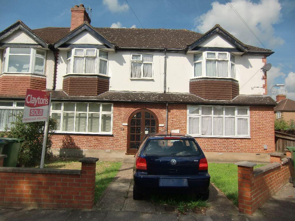 1 bed House (unspecified) for rent in Aldenham. From Claytons Estate Agents - Garston