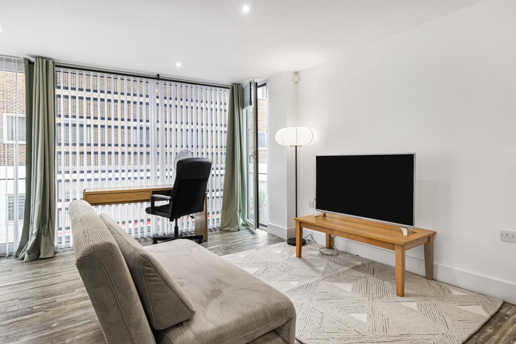 0 bed 1st Floor Flat for rent in London. From Lyons London - Hackney