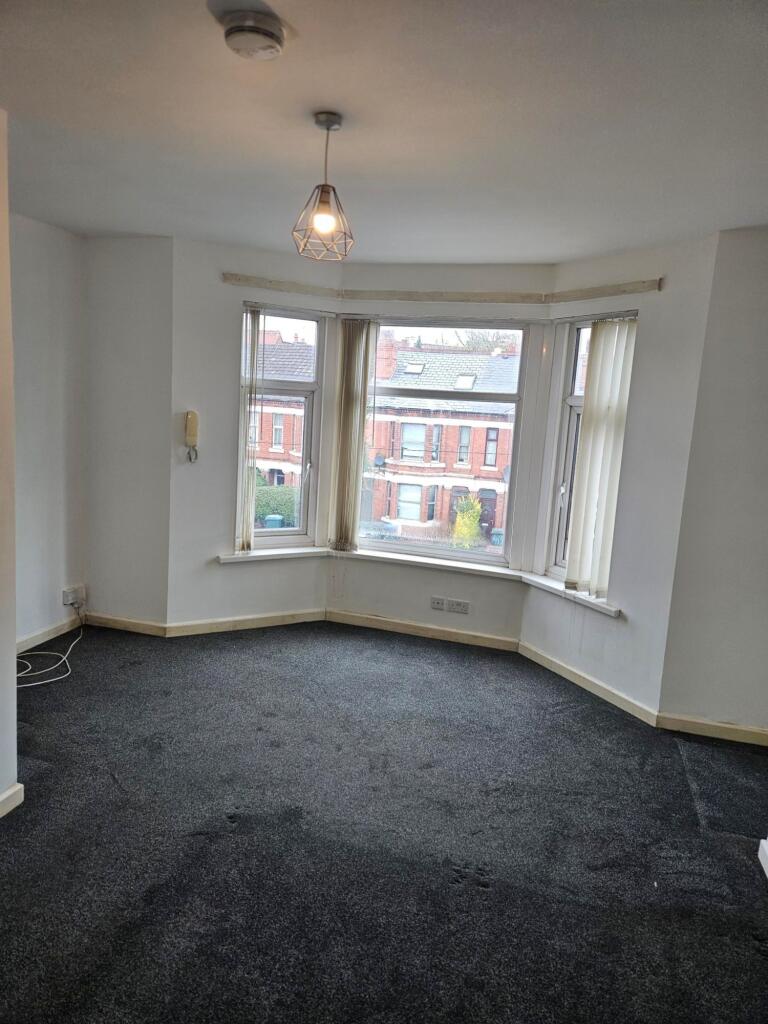 4 bed Studio for rent in Hawkesbury. From 1st Sales and Lettings - Coventry