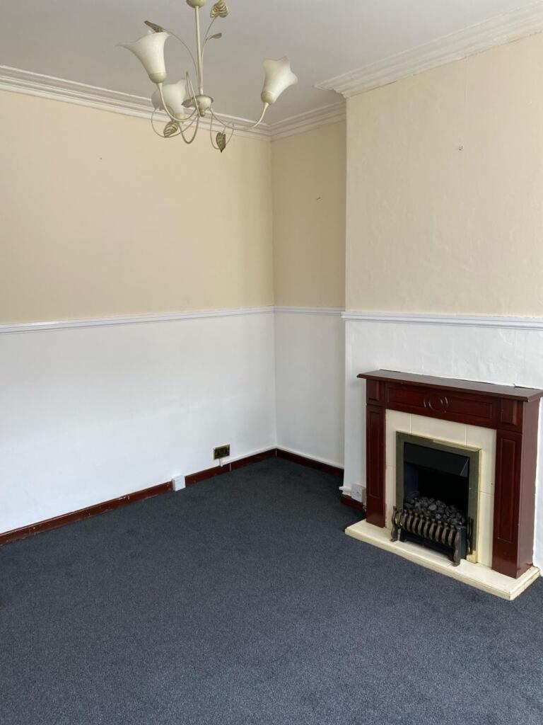 3 bed Mid Terraced House for rent in Hawkesbury. From 1st Sales and Lettings - Coventry 3 bed Mid Terraced House for rent in Hawkesbury. From 1st Sales and Lettings - Coventry
