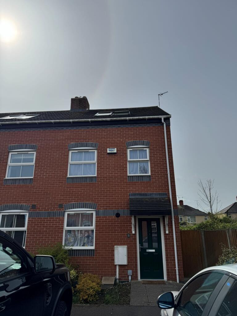 3 bed End of Terrace for rent in Coventry. From 1st Sales and Lettings - Coventry