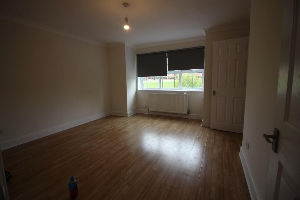 1 bed Maisonette for rent in London. From CMC Estates - Walthamstow