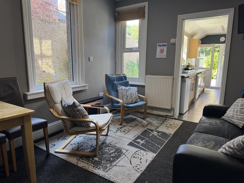 1 bed House Share for rent in Scarborough. From Colin Ellis Estate Agents - Scarborough