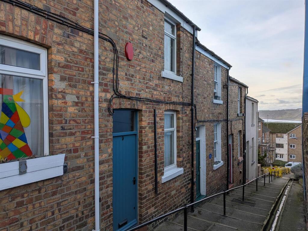 2 bed Mid Terraced House for rent in Scarborough. From Colin Ellis Estate Agents - Scarborough