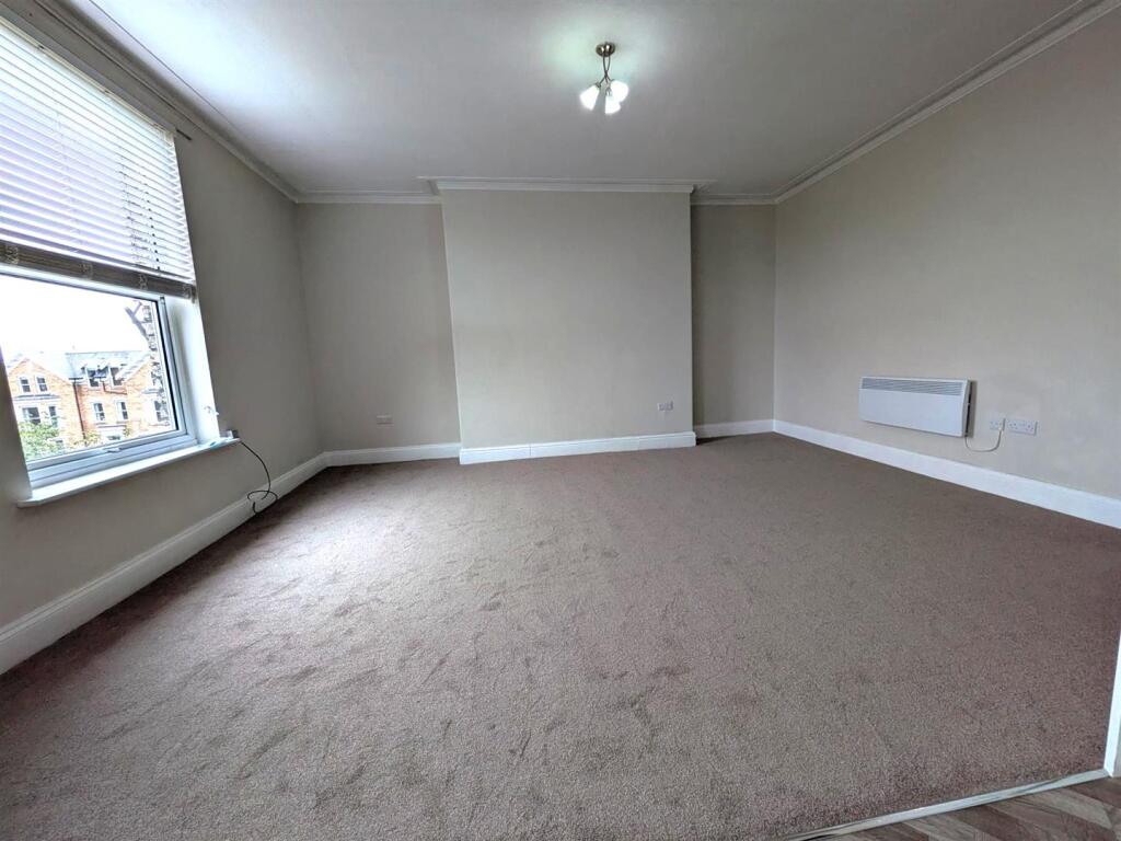 1 bed 1st Floor Flat for rent in Scarborough. From Colin Ellis Estate Agents - Scarborough
